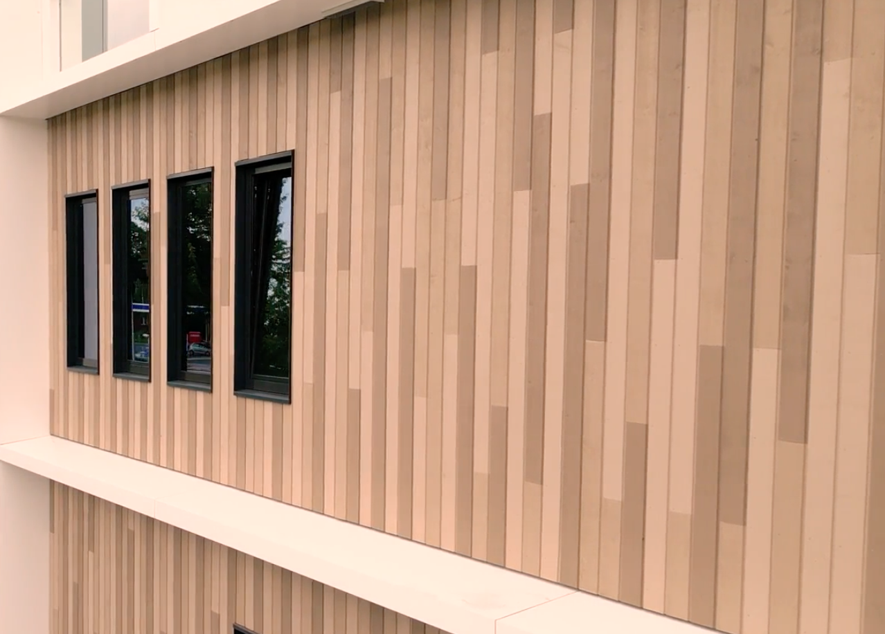 Plastica realiseert Cape Cod gevelbekleding voor PohlCon in Hengelo (video)